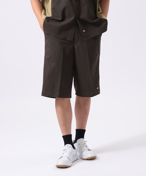 Dickies(ディッキーズ)の「【別注】Dickies / バイカラー ワイド ショーツ(その他パンツ・メンズ・ブラウン/ブラック/ネイビー・X-LARGE/LARGE/MEDIUM/SMALL)」の1枚目の写真