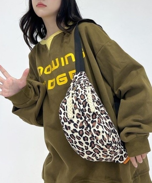 Beststore(ベストストア)の「「手ぶらで身軽に」大容量レオパード柄ボディバッグ ウエストポーチ 男女兼用(ボディバッグ/ウエストポーチ・レディース・アイボリー系/ピンク系/オレンジ系/ローズ系・FREE)」の9枚目の写真