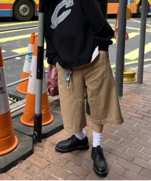 Vini（ヴィニ）の「コットンキャンバス ギミックワイドハーフパンツ（デニムパンツ・レディース・ベージュ/カーキ・MEDIUM）」の3枚目の写真