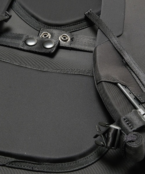 MANASTASH（マナスタッシュ）の「F/CE./エフ シーイー/420 re/cor TACTICAL BP/420 re/corタクティカルバックパック（バックパック/リュック・メンズ・オリーブ系/ブラック・F）」の11枚目の写真