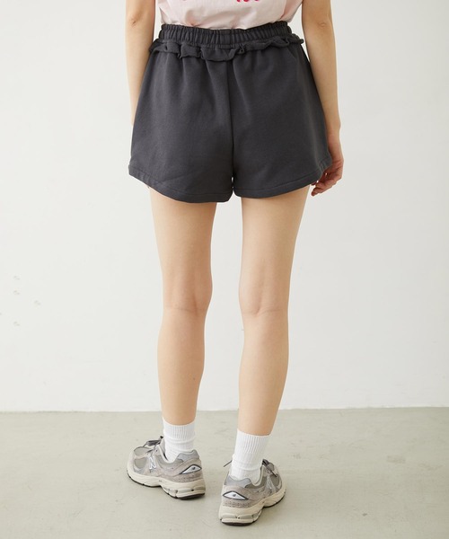MILKFED.（ミルクフェド）の「RAW EDGE WAIST SWEAT SHORTS（スウェットパンツ・レディース・チャコール/アッシュ/ライトブルー・ONE SIZE）」の20枚目の写真