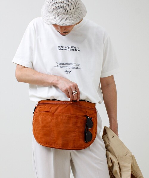 UNIVERSAL OVERALL(ユニバーサルオーバーオール)の「【UNIVERSAL OVERALL】Ripstop Apron Bag(ショルダーバッグ・メンズ・アイボリー/ブラック/オレンジ/ベージュ/グレー・FREE)」の1枚目の写真