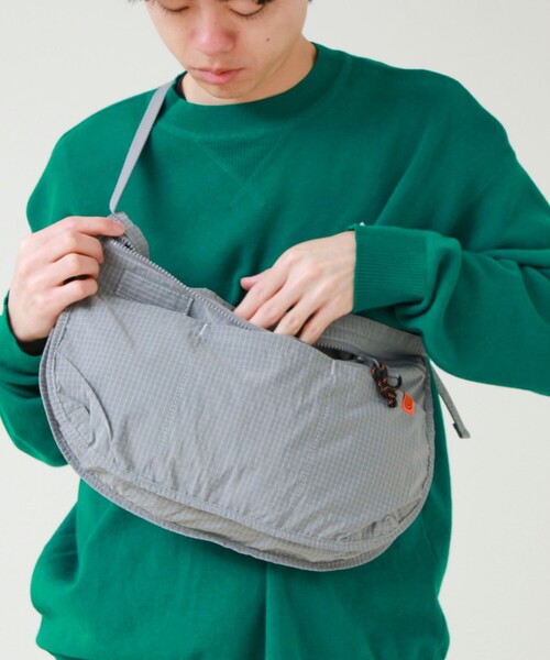 UNIVERSAL OVERALL(ユニバーサルオーバーオール)の「【UNIVERSAL OVERALL】Ripstop Apron Bag(ショルダーバッグ・メンズ・アイボリー/ブラック/オレンジ/ベージュ/グレー・FREE)」の21枚目の写真