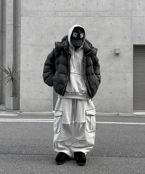 YACA（ヤーカ）の「Out Stitch Sweat Hoodie/アウトステッチスウェットフーディー【unisex item】（パーカー・レディース・アッシュグレー/ブラック・FREE）」の13枚目の写真