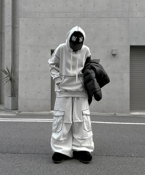 YACA（ヤーカ）の「Out Stitch Sweat Hoodie/アウトステッチスウェットフーディー【unisex item】（パーカー・レディース・アッシュグレー/ブラック・FREE）」の14枚目の写真