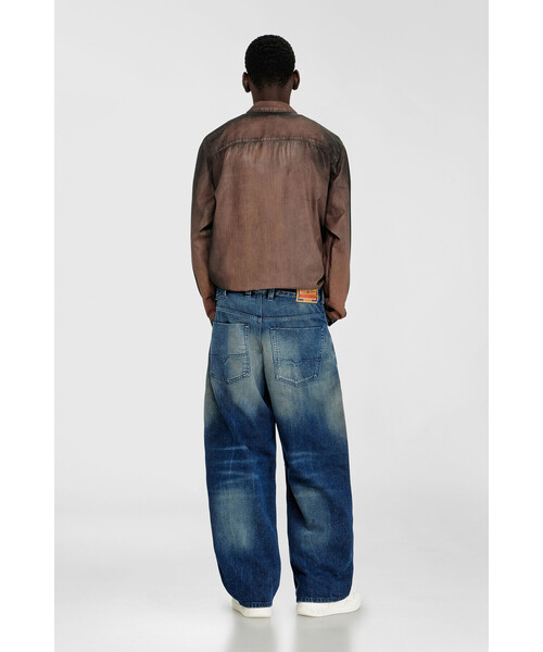 DIESEL(ディーゼル)の「メンズ デニムパンツ 1997 D-ENIM-M L.32(デニムパンツ・メンズ・ダークインディゴブルー・32inch/30inch/28inch/26inch/24inch)」の9枚目の写真
