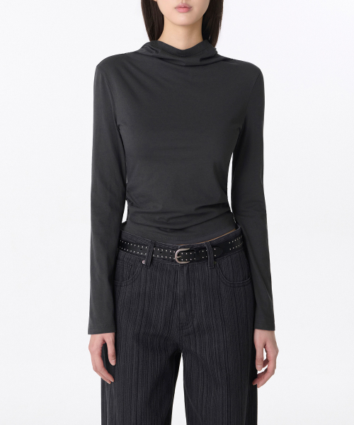 MUSINSA STANDARD WOMAN（ムシンサスタンダードウーマン）の「ウィメンズドレープフードパーカー長袖Tシャツ[ダークグレー]（パーカー・レディース・その他・SMALL/MEDIUM/LARGE/X-SMALL）」の6枚目の写真
