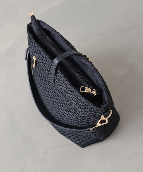 Bou Jeloud（ブージュルード）の「ドットメッシュショルダー（ショルダーバッグ・レディース・ブラック/オフホワイト・ONESIZE）」の10枚目の写真