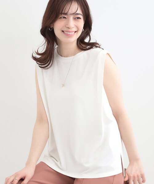 SHOO・LA・RUE(シューラルー)の「【UVカット/接触冷感】とろみタックノースリーブトップス(Tシャツ/カットソー・レディース・ホワイト/ライトイエロー系/ブラック/サックスブルー・01/02/03/04)」の1枚目の写真