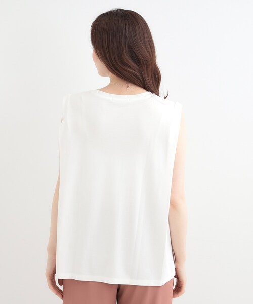 SHOO・LA・RUE(シューラルー)の「【UVカット/接触冷感】とろみタックノースリーブトップス(Tシャツ/カットソー・レディース・ホワイト/ライトイエロー系/ブラック/サックスブルー・01/02/03/04)」の6枚目の写真