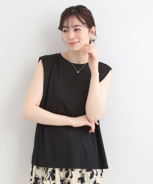 SHOO・LA・RUE(シューラルー)の「【UVカット/接触冷感】とろみタックノースリーブトップス(Tシャツ/カットソー・レディース・ホワイト/ライトイエロー系/ブラック/サックスブルー・01/02/03/04)」の9枚目の写真