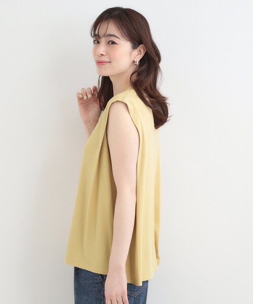 SHOO・LA・RUE(シューラルー)の「【UVカット/接触冷感】とろみタックノースリーブトップス(Tシャツ/カットソー・レディース・ホワイト/ライトイエロー系/ブラック/サックスブルー・01/02/03/04)」の14枚目の写真