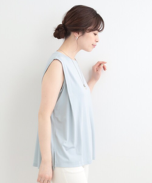 SHOO・LA・RUE(シューラルー)の「【UVカット/接触冷感】とろみタックノースリーブトップス(Tシャツ/カットソー・レディース・ホワイト/ライトイエロー系/ブラック/サックスブルー・01/02/03/04)」の18枚目の写真