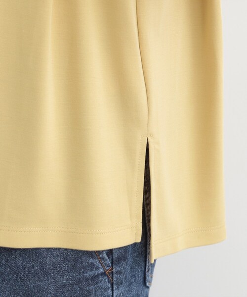 SHOO・LA・RUE（シューラルー）の「【UVカット/接触冷感】とろみタックノースリーブトップス（Tシャツ/カットソー・レディース・ホワイト/ライトイエロー系/ブラック/サックスブルー・01/02/03/04）」の5枚目の写真