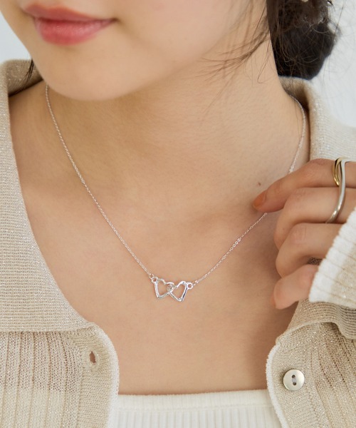 VIS（ビス）の「ダブルハートネックレス（ネックレス・レディース・シルバー/ゴールド・FREE）」の4枚目の写真