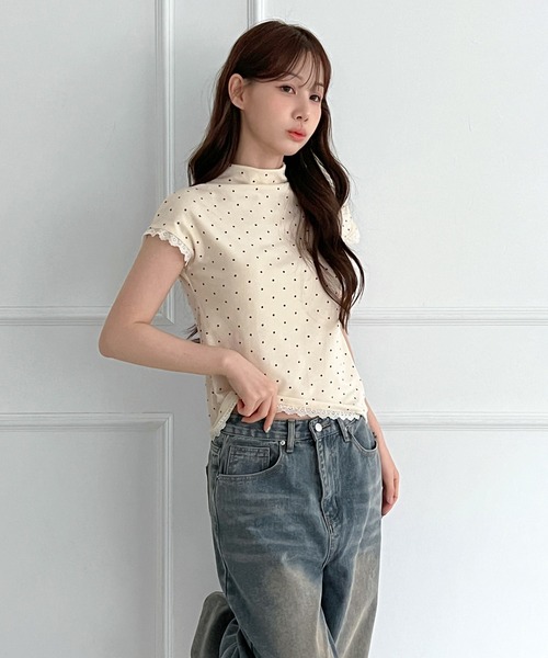 by muni:r(バイ ムニール)の「レースドット ハイネック半袖Tシャツ(Tシャツ/カットソー・レディース・スカイブルー/クリーム/ブラック/グレー/アイボリー・FREE)」の8枚目の写真