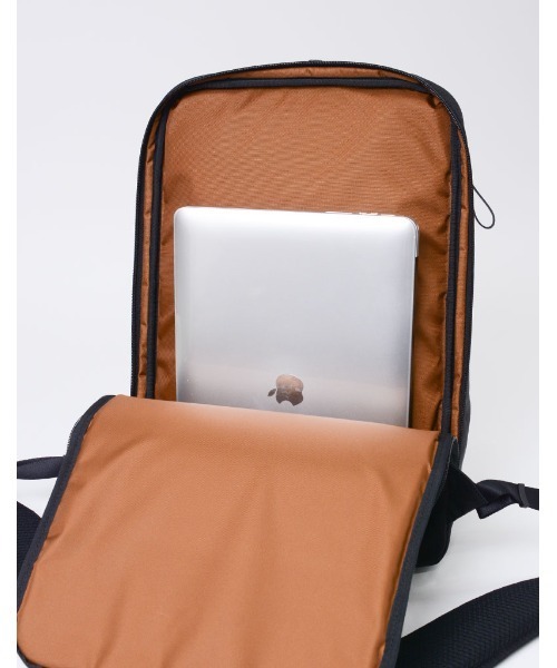 master-piece（マスターピース）の「master-piece / Bump バックパック  / No.04070（バックパック/リュック・メンズ・ブラック/ネイビー/ベージュ/グレー/カーキ・FREE）」の11枚目の写真