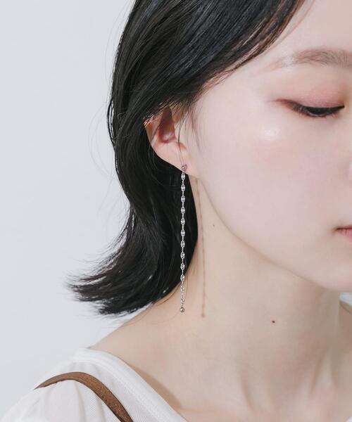 SMELLY(スメリー)の「ステンレス2WAYペタルチェーンピアス(ピアス(両耳用)・レディース・シルバー・-)」の2枚目の写真