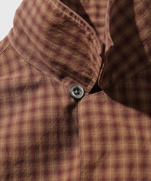 WILD LIFE TAILOR Adam et Rope'(ワイルドテーラーアダムエロペ )の「CHECK OPEN COLLAR SHIRT(シャツ/ブラウス・メンズ・カーキ/ダークブラウン・M/L/S)」の5枚目の写真