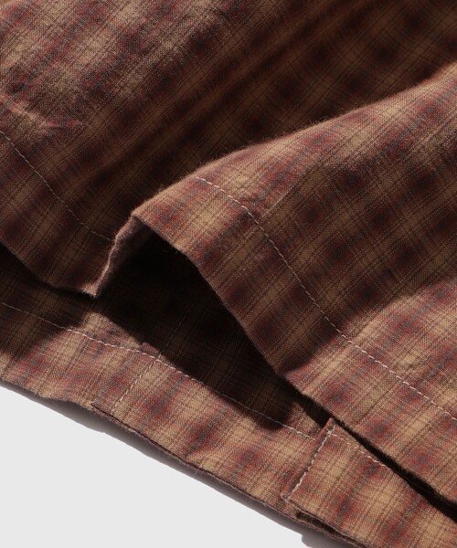 WILD LIFE TAILOR Adam et Rope'(ワイルドテーラーアダムエロペ )の「CHECK OPEN COLLAR SHIRT(シャツ/ブラウス・メンズ・カーキ/ダークブラウン・M/L/S)」の12枚目の写真