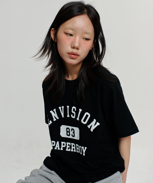 PAPERBOY(ペーパーボーイ)の「エンビジョン 半袖Tシャツ-ブラック(Tシャツ/カットソー・レディース・その他・SMALL/MEDIUM/LARGE/X-LARGE)」の3枚目の写真