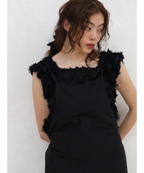 FIKA.(フィーカ)の「Back ribbon fringe blouse(シャツ/ブラウス・レディース・ブラック/オフホワイト・MEDIUM)」の16枚目の写真