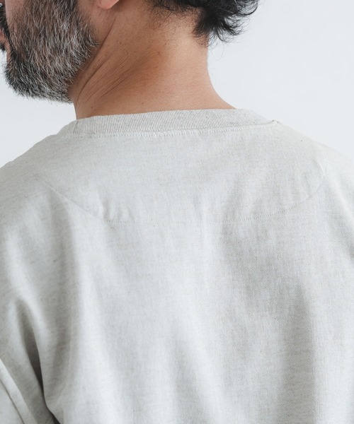 quadro(クオドロ)の「シェルタリングドライオックス6分袖クルーネックプルオーバー(Tシャツ/カットソー・メンズ・ホワイト/ブラック/グレイッシュベージュ・MEDIUM/LARGE)」の11枚目の写真