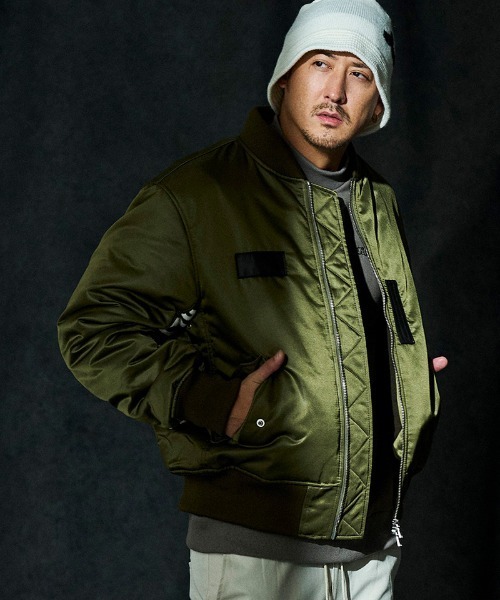 ACANTHUS(アカンサス)の「mj11564-LIMONTAOversize MA-1 ブルゾン(JK2604)(MA-1・メンズ・ブラック/オリーブ・XL/L/M/S)」の5枚目の写真