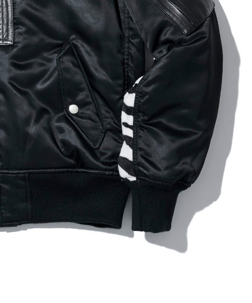 ACANTHUS(アカンサス)の「mj11564-LIMONTAOversize MA-1 ブルゾン(JK2604)(MA-1・メンズ・ブラック/オリーブ・XL/L/M/S)」の3枚目の写真
