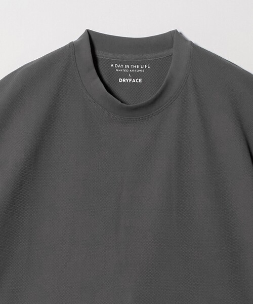 A DAY IN THE LIFE UNITED ARROWS(アデイインザライフユナイテッドアローズ)の「ドライ ドビージャガード リラックス カットソー-吸水速乾-<A DAY IN THE LIFE>(Tシャツ/カットソー・メンズ・ブラック/ホワイト/ダークグレー・M/XL/L)」の16枚目の写真