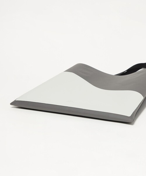 THE ART OF CARRYING(ジアートオブキャリング)の「【別注】<THE ART OF CARRYING>GLR PAPER A TOTE トートバッグ(トートバッグ・メンズ・ダークグレー/ブラック・FREE)」の16枚目の写真
