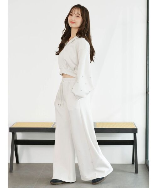 dazzlin(ダズリン)の「ヘムビジュースウェットパンツ(スウェットパンツ・レディース・ブラウン/ピンク/アイボリー・MEDIUM/SMALL)」の4枚目の写真