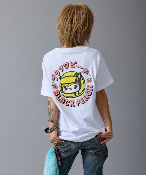 BLACK PEACH(ブラックピーチ)の「【BLACK PEACH】プリント 半袖Tシャツ(Tシャツ/カットソー・レディース・ブラック/ホワイト・SMALL/X-LARGE/LARGE/MEDIUM)」の3枚目の写真
