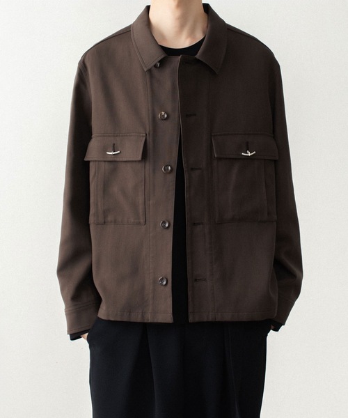 ATTACHMENT（アタッチメント）の「CO/TEN パウダリーダブルクロス パッチポケット ショートジャケット / CO/TEN POWDERY DOUBLE CROTH PATCH POCKET SHORT JACKET（ブルゾン・メンズ・ブラック/ダークブラウン/ライトカーキ・2/4/3/1）」の2枚目の写真