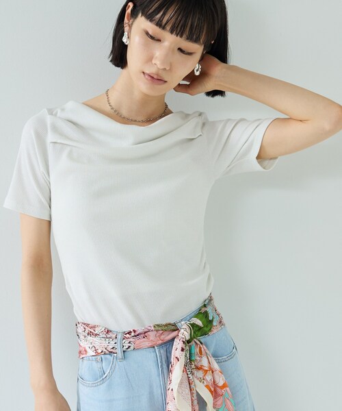 GALLEST(ギャレスト)の「オフショルハーフスリーブカットソー(Tシャツ/カットソー・レディース・ブラック/ホワイト/オリーブ・38)」の1枚目の写真