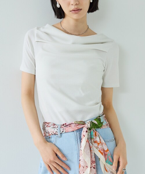 GALLEST(ギャレスト)の「オフショルハーフスリーブカットソー(Tシャツ/カットソー・レディース・ブラック/ホワイト/オリーブ・38)」の12枚目の写真