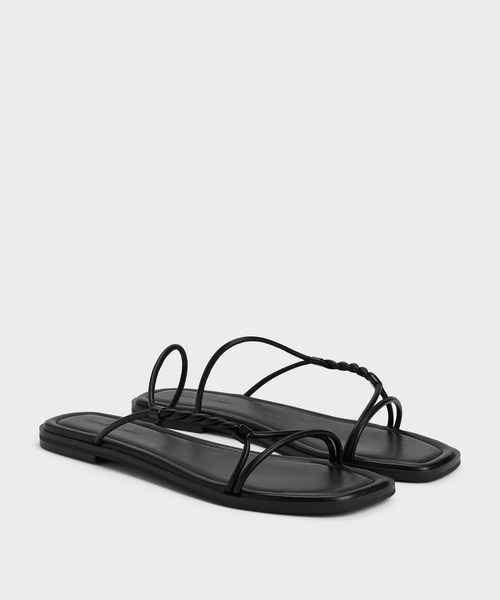CHARLES & KEITH（チャールズ & キース）の「Fianna ファイナ ツイストストラップ スライドサンダル（サンダル・レディース・ベージュ/ブラック・24.5cm/23.5cm/23cm/22.5cm/25cm）」の13枚目の写真