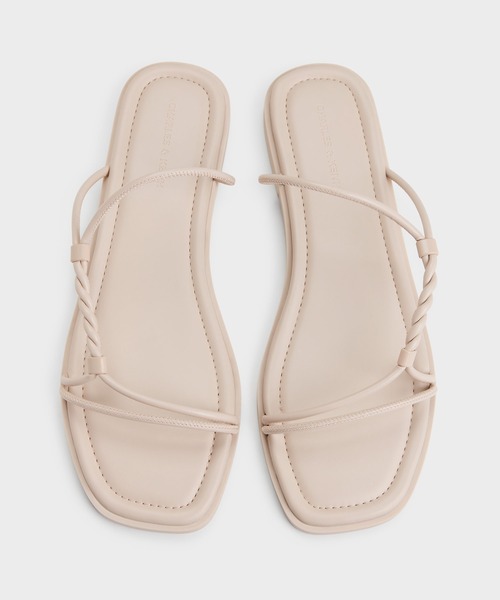 CHARLES & KEITH（チャールズ & キース）の「Fianna ファイナ ツイストストラップ スライドサンダル（サンダル・レディース・ベージュ/ブラック・24.5cm/23.5cm/23cm/22.5cm/25cm）」の4枚目の写真