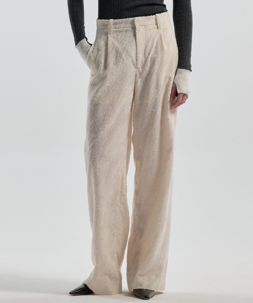 CINOH(チノ)の「CUT JACQUARD PANTS(その他パンツ・レディース・ブラック・38)」の2枚目の写真