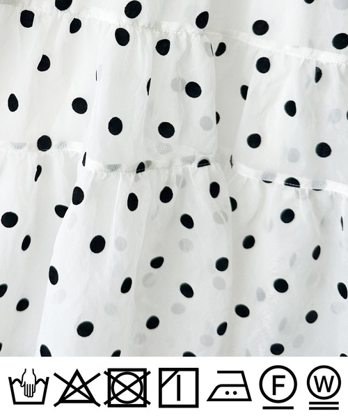 PICCIN PERLA(ピッチンペルラ)の「フロッキードットティンカーブラウス(シャツ/ブラウス・レディース・ブラック/オフホワイト・M)」の8枚目の写真