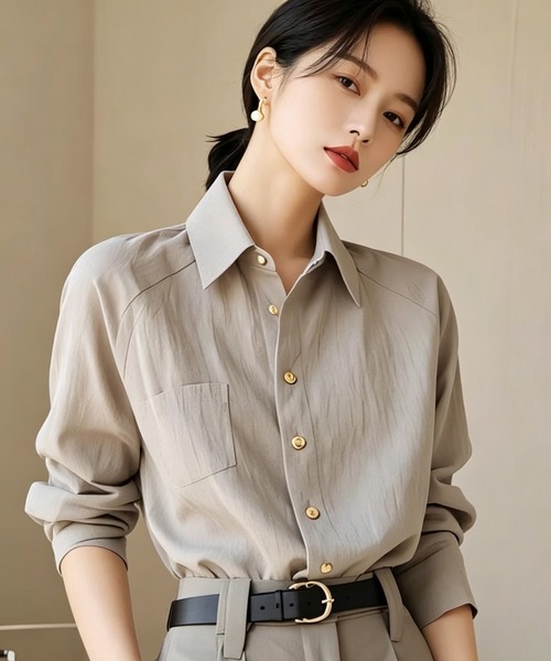 AsheKsha（アシクシャ）の「高級感のあるサテン通勤シャツ（シャツ/ブラウス・レディース・ブラック/グレー・M）」の7枚目の写真