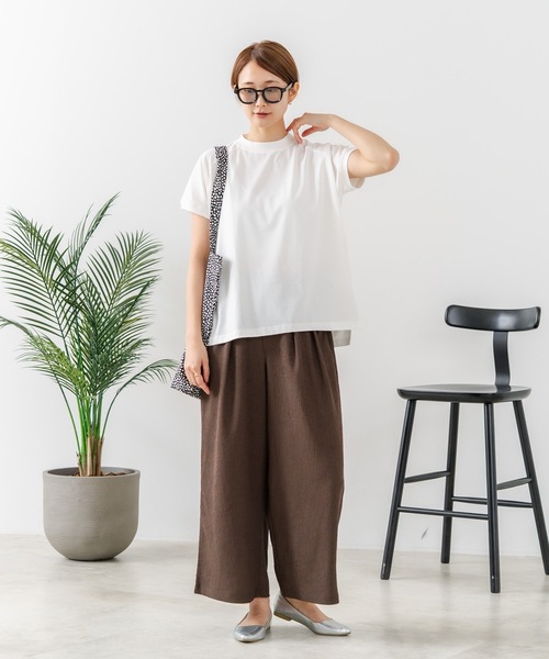 fort point(フォーポイント)の「【C-FORTPOINT/フォートポイント】【上品なモックネックデザイン 接触冷感機能付き】 モックネックフレンチスリーブTシャツ プチハイネック ボトルネック ひんやり涼しい 華奢見え(Tシャツ/カットソー・レディース・ブラック/オフホワイト/ブラウン/グリーン・FREE)」の13枚目の写真