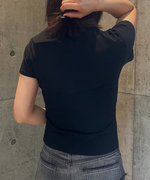 ROGER AND RAW(ロジャーアンドロウ)の「ヘンリーネック半袖トップス(Tシャツ/カットソー・レディース・ブラック/グレー/アイボリー・FREE)」の22枚目の写真