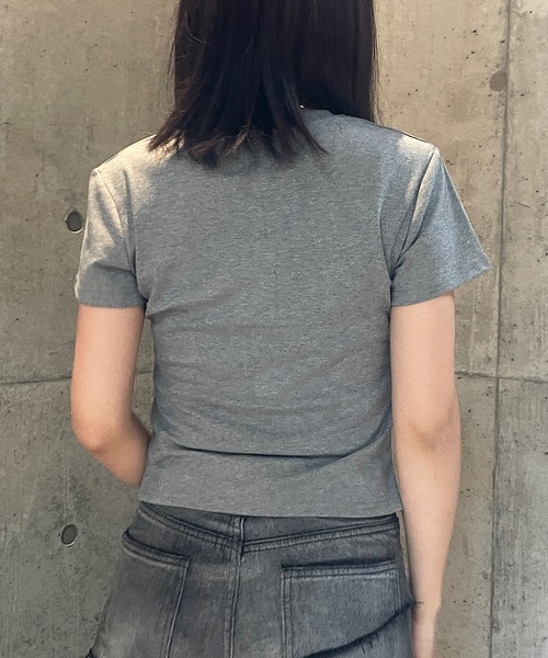 ROGER AND RAW(ロジャーアンドロウ)の「ヘンリーネック半袖トップス(Tシャツ/カットソー・レディース・ブラック/グレー/アイボリー・FREE)」の14枚目の写真
