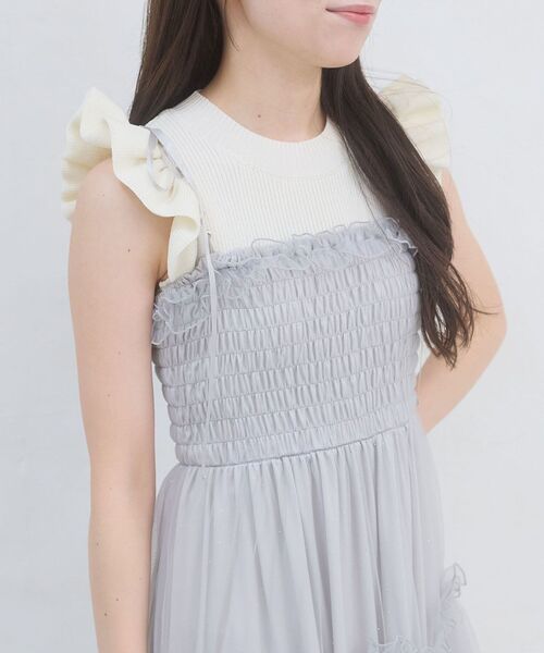 MAJESTIC LEGON(マジェスティックレゴン)の「ショルダーフリルノースリーブニット(ニット/セーター・レディース・アイボリー/ライトグレー/ブラック/ピンク・MEDIUM)」の6枚目の写真
