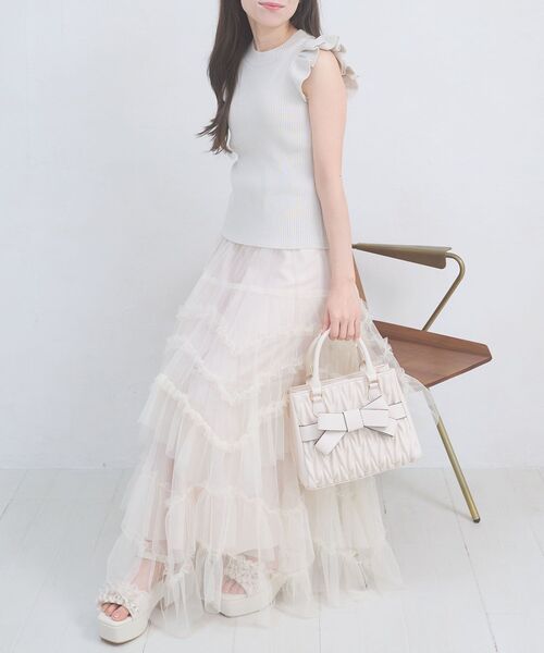 MAJESTIC LEGON(マジェスティックレゴン)の「ショルダーフリルノースリーブニット(ニット/セーター・レディース・アイボリー/ライトグレー/ブラック/ピンク・MEDIUM)」の15枚目の写真