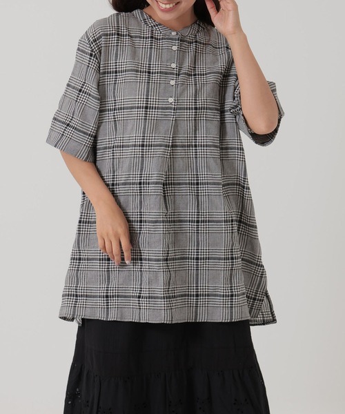 HEART MARKET(ハートマーケット)の「バンドカラータックチュニック(シャツ/ブラウス・レディース・グレー系/ブラック系/グリーン系/ベージュ系・FREE)」の8枚目の写真