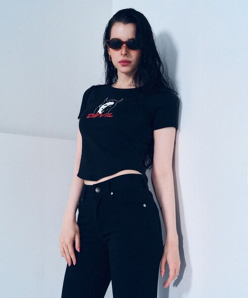 WORLDDILEMA（ワールドジレンマ）の「DEVIL PRINTING TIGHT HALF T-SHIRTS (WHITE)（Tシャツ/カットソー・レディース・ホワイト・LARGE/MEDIUM）」の8枚目の写真