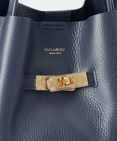 Spick & Span(スピックアンドスパン)の「《新色有り / 追加》VIOLAd’ORO イタリアンWフェイスレザートートバッグM(トートバッグ・レディース・グレー/ボルドー/ブラック/ネイビー・FREE)」の18枚目の写真