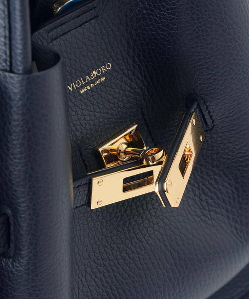 Spick & Span(スピックアンドスパン)の「《新色有り / 追加》VIOLAd’ORO イタリアンWフェイスレザートートバッグM(トートバッグ・レディース・グレー/ボルドー/ブラック/ネイビー・FREE)」の20枚目の写真